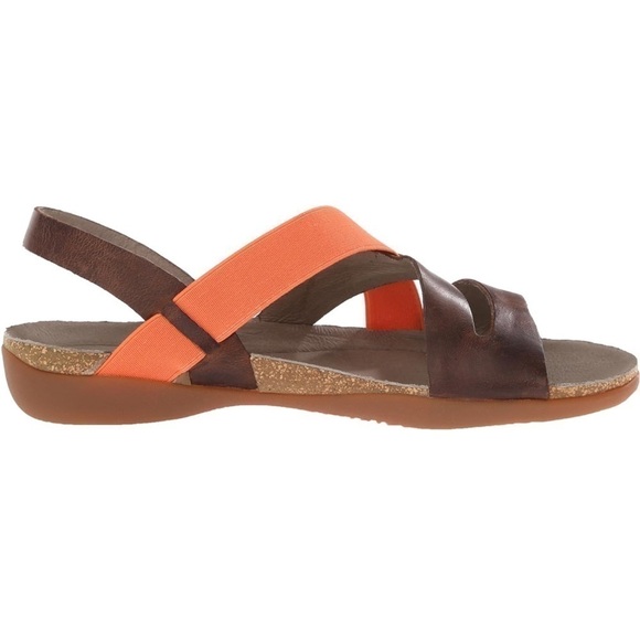 KEEN Women's Dauntless Strappy Sandal 7.5 NWT - Picture 2 of 14